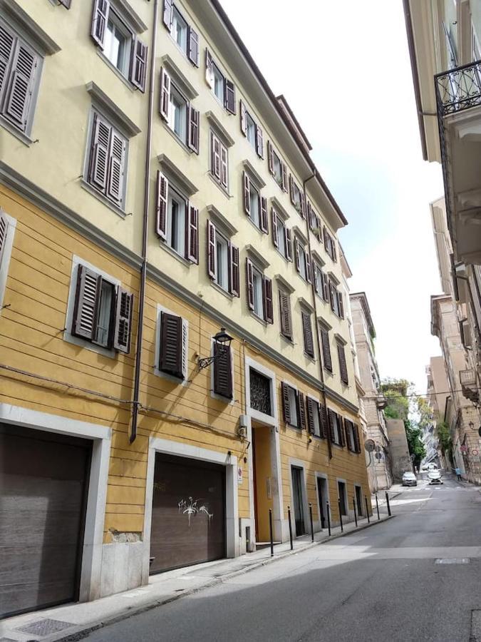 Appartamento Mansarda San Michele Trieste Exterior foto